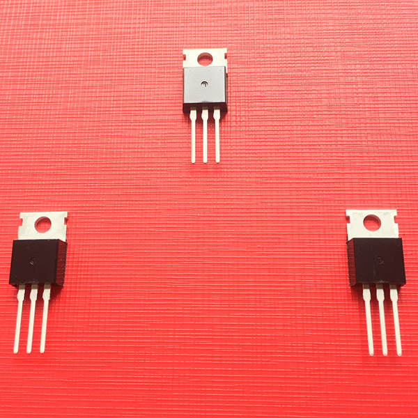 國產(chǎn)自主核心技術的場效應管：FHD9540，適用于電動車儀表盤